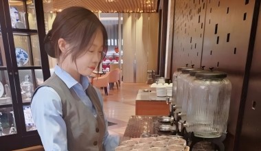 中瑞酒店管理学院 餐饮管理服务教育的卓越典范